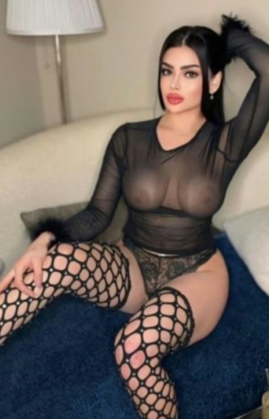 Otele gelen Özbekistanlı yabancı escort Firuze
